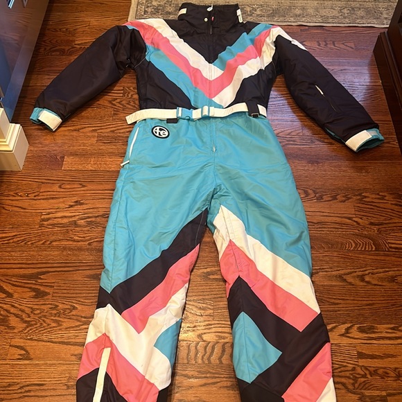 Tipsy Elves men’s snowsuit - Picture 2 of 8
